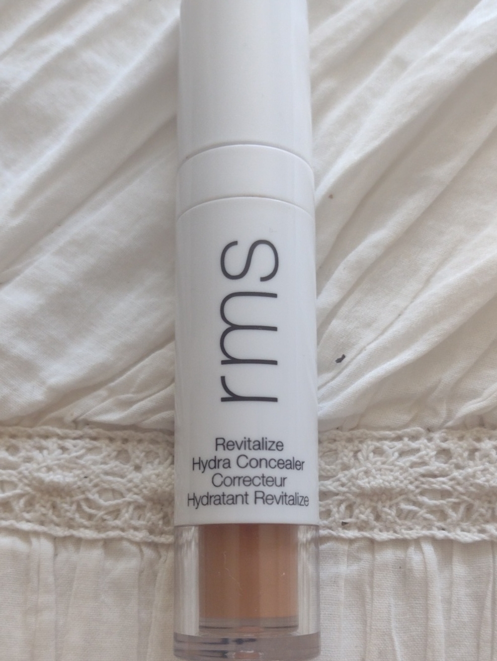 RMS Revitalize Hydra Concealer - Cream Shade